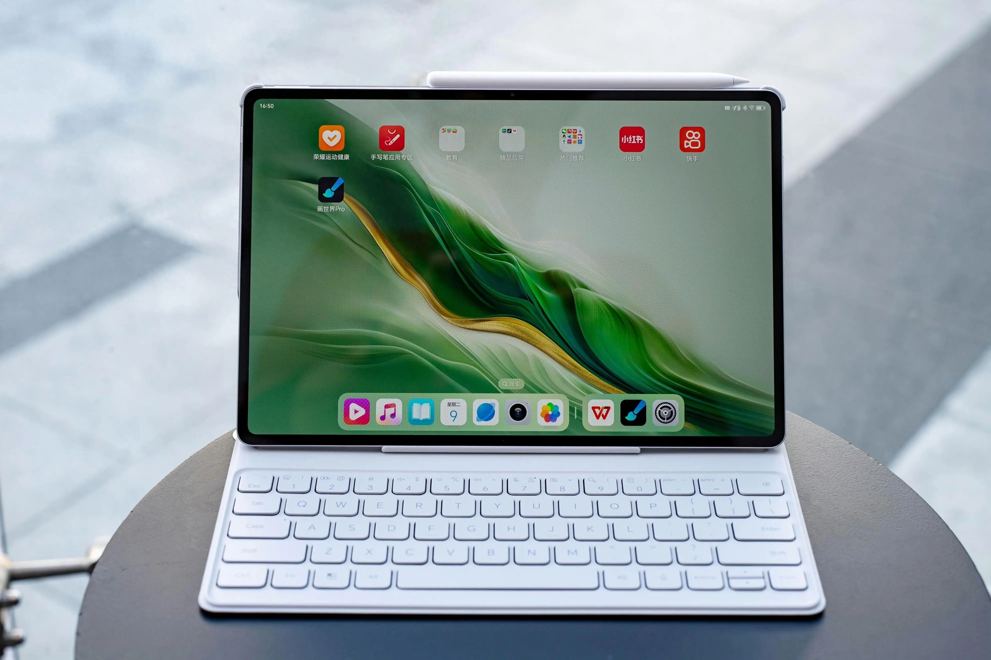 华为打游戏行不行_顺畅华为打手机游戏有延迟吗_打游戏顺畅的手机华为有吗