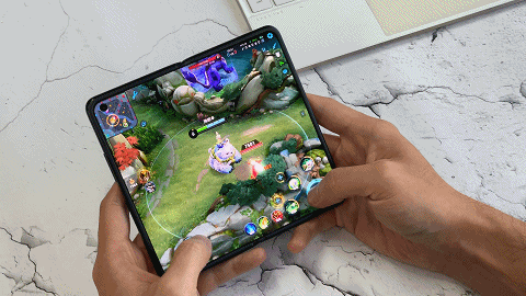 打游戏怎么控制手机屏幕_控制手机玩游戏_屏幕控制打手机游戏会卡吗