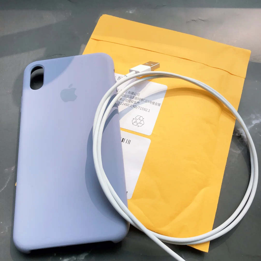 充电打游戏手机会坏吗吗_手机充电玩游戏会损坏电池吗_手机插电玩游戏损坏电池