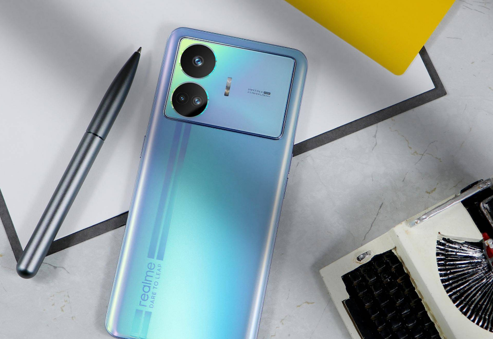 realme性价比游戏手机_性价比realme_realme性价比最高的手机