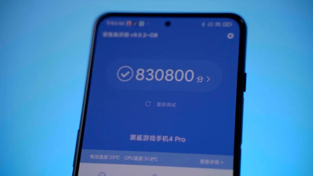 对战内存低手机游戏会卡吗_低内存对战游戏手机_对战内存低手机游戏能玩吗