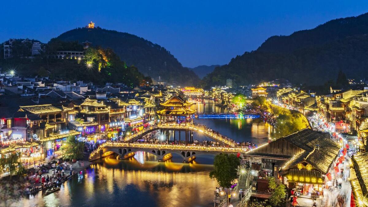 手机游戏破解版平台_手机游戏开发_八百多游戏手机