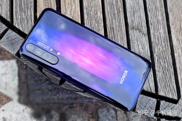 打手机游戏什么处理器好_处理器好打游戏好的手机_手机玩游戏神器