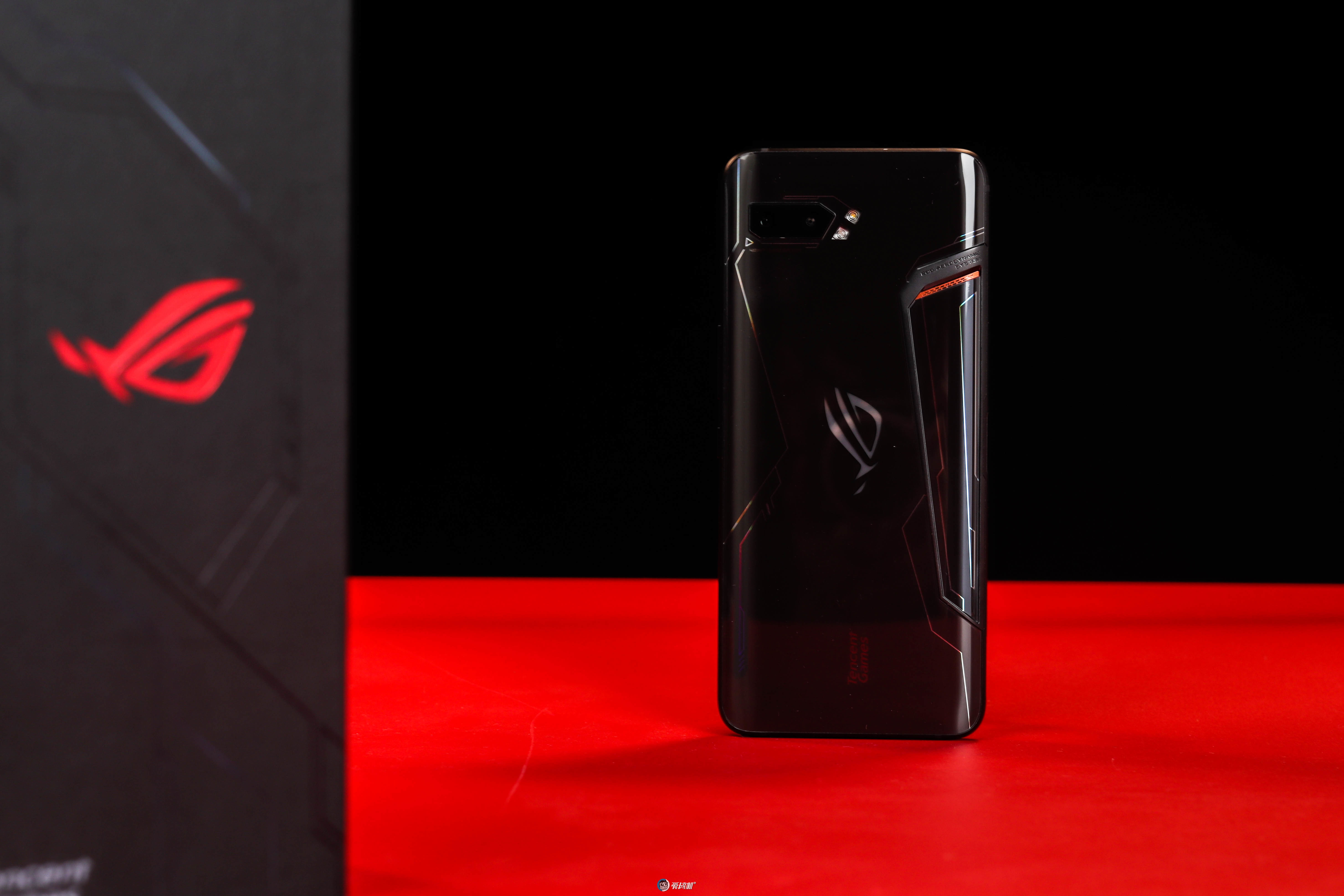 rog手机游戏灯不亮_rog游戏灯效_rog5手机游戏灯效长亮