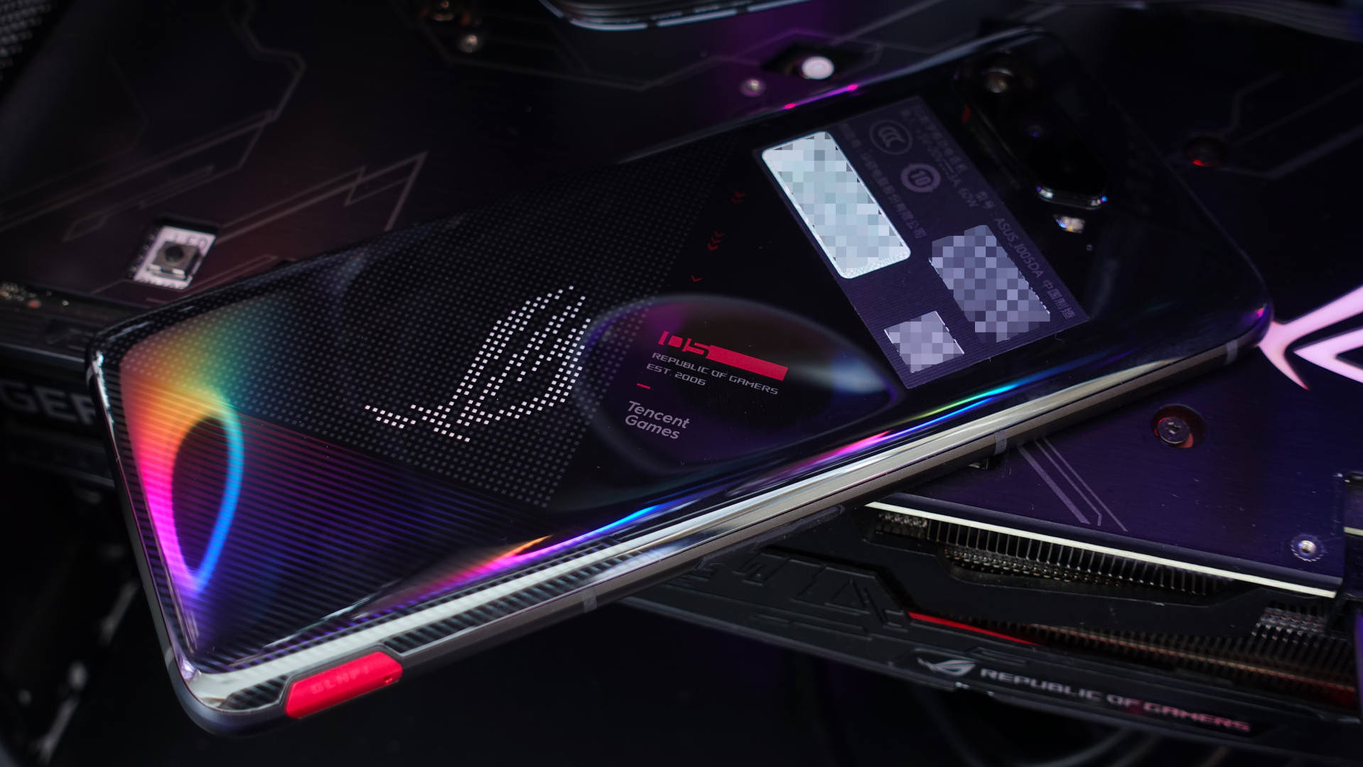 rog游戏灯效_rog手机游戏灯不亮_rog5手机游戏灯效长亮