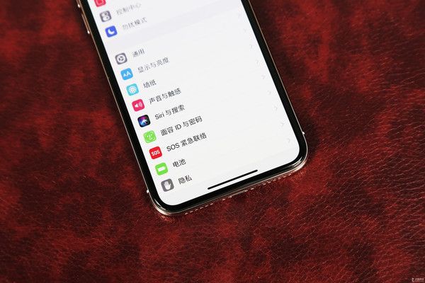 苹果8的home键能按下去吗_苹果按home键屏幕往下移_苹果下面的home键按不了