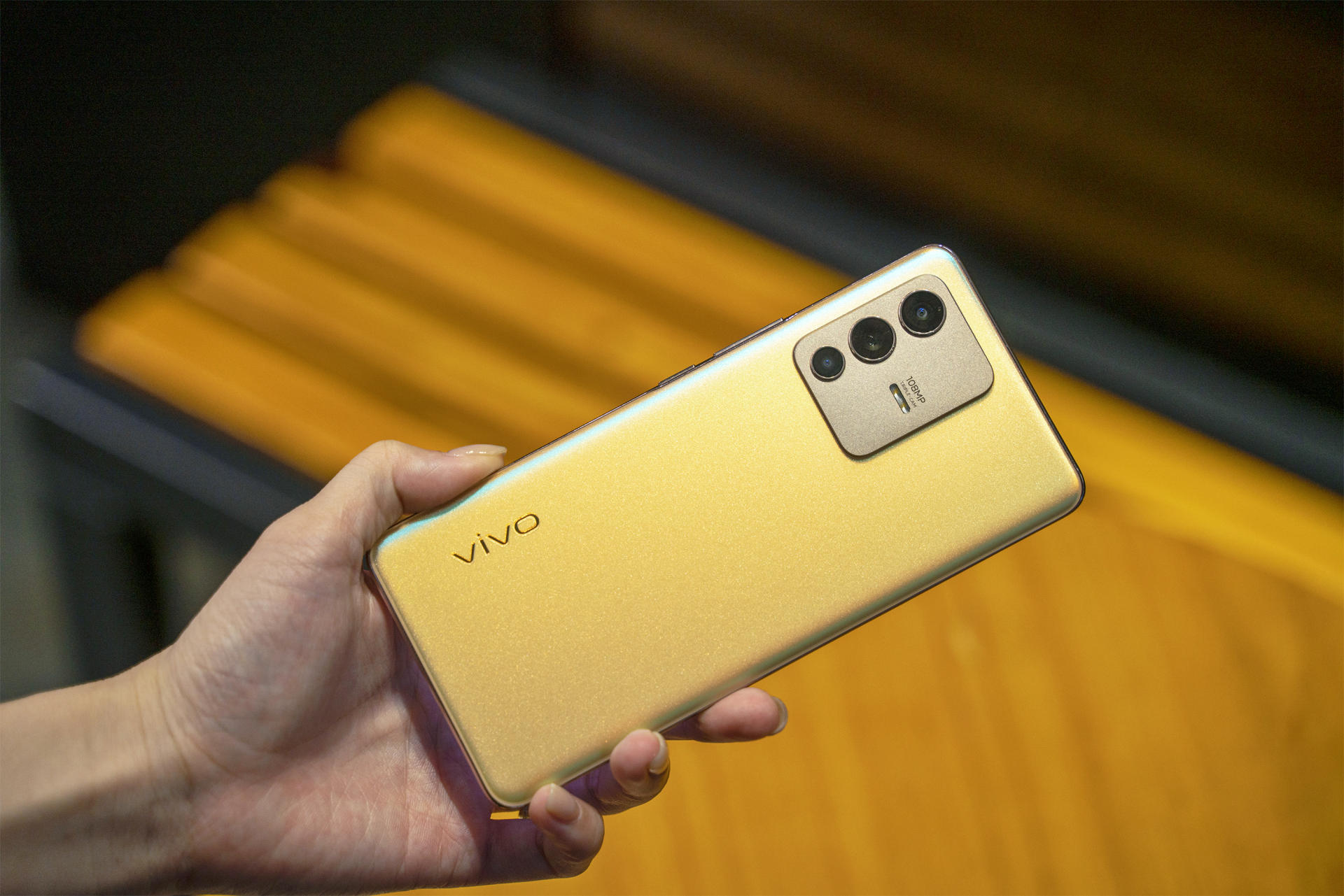 游戏手机700到1000之间_700左右打游戏好的手机_700多的高性能游戏手机