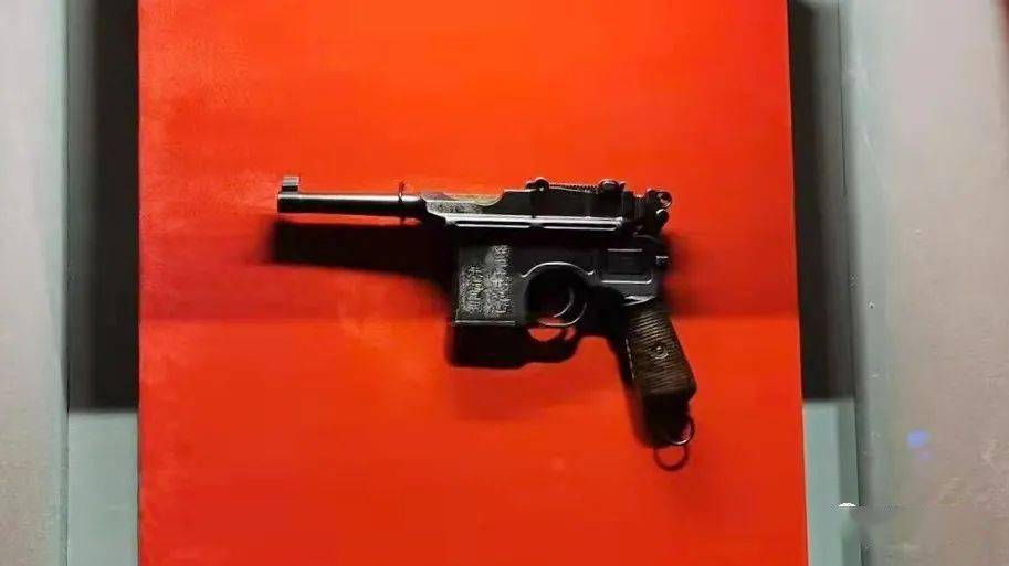 冲锋枪app_mp18冲锋枪手机游戏_冲锋枪吧