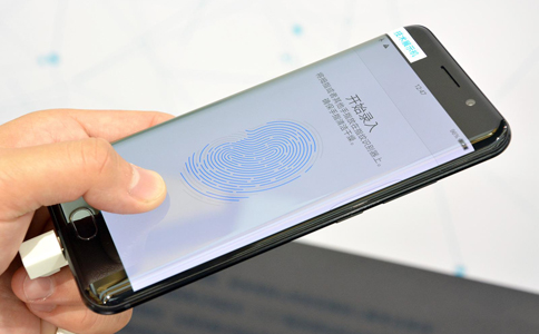 指纹锁能用手机开吗_打游戏手机带指纹锁_指纹锁带打手机游戏能用吗