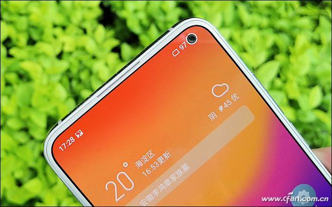 打游戏的手机无挖孔好用吗_无挖孔手机2021_无挖孔手机推荐