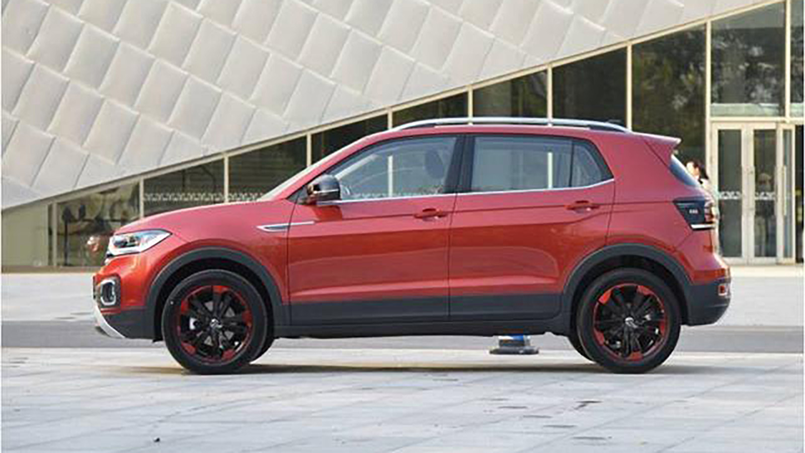 隐藏界面配低手机游戏怎么设置_隐藏游戏界面的软件_低配手机如何隐藏游戏界面