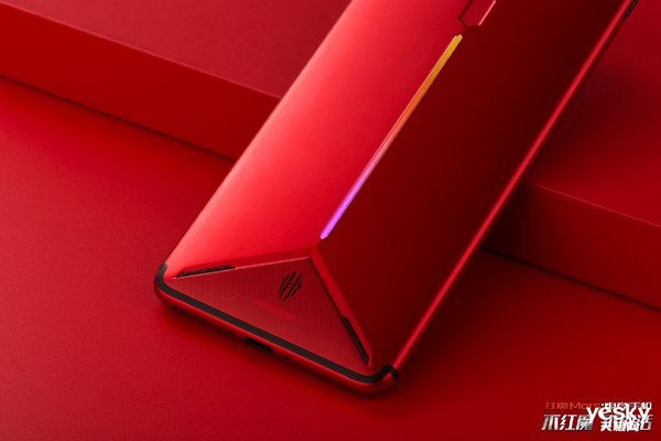 游戏手机400块钱左右的_400元内的游戏手机推荐_4000内游戏手机