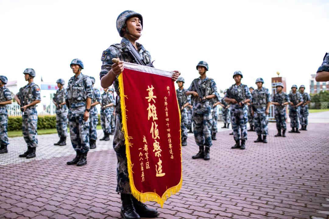 比较钢枪游戏名_大型钢枪手机游戏推荐_大型手机钢枪游戏