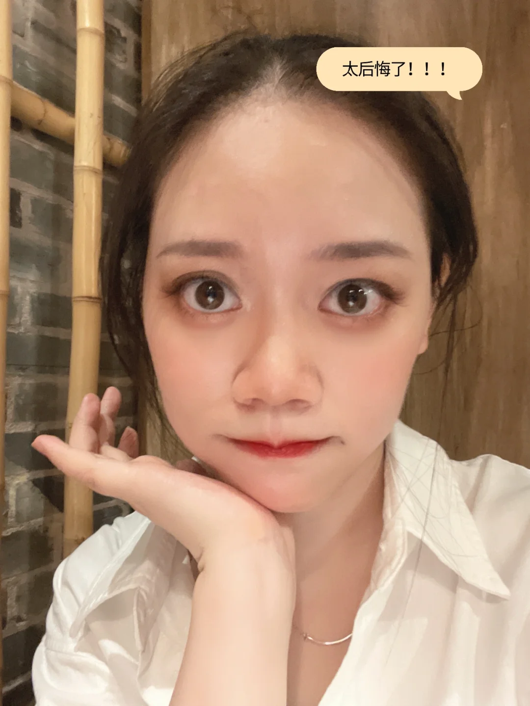 高度近视男玩手机游戏女生_近视玩手机会加深吗_近视的人玩手机