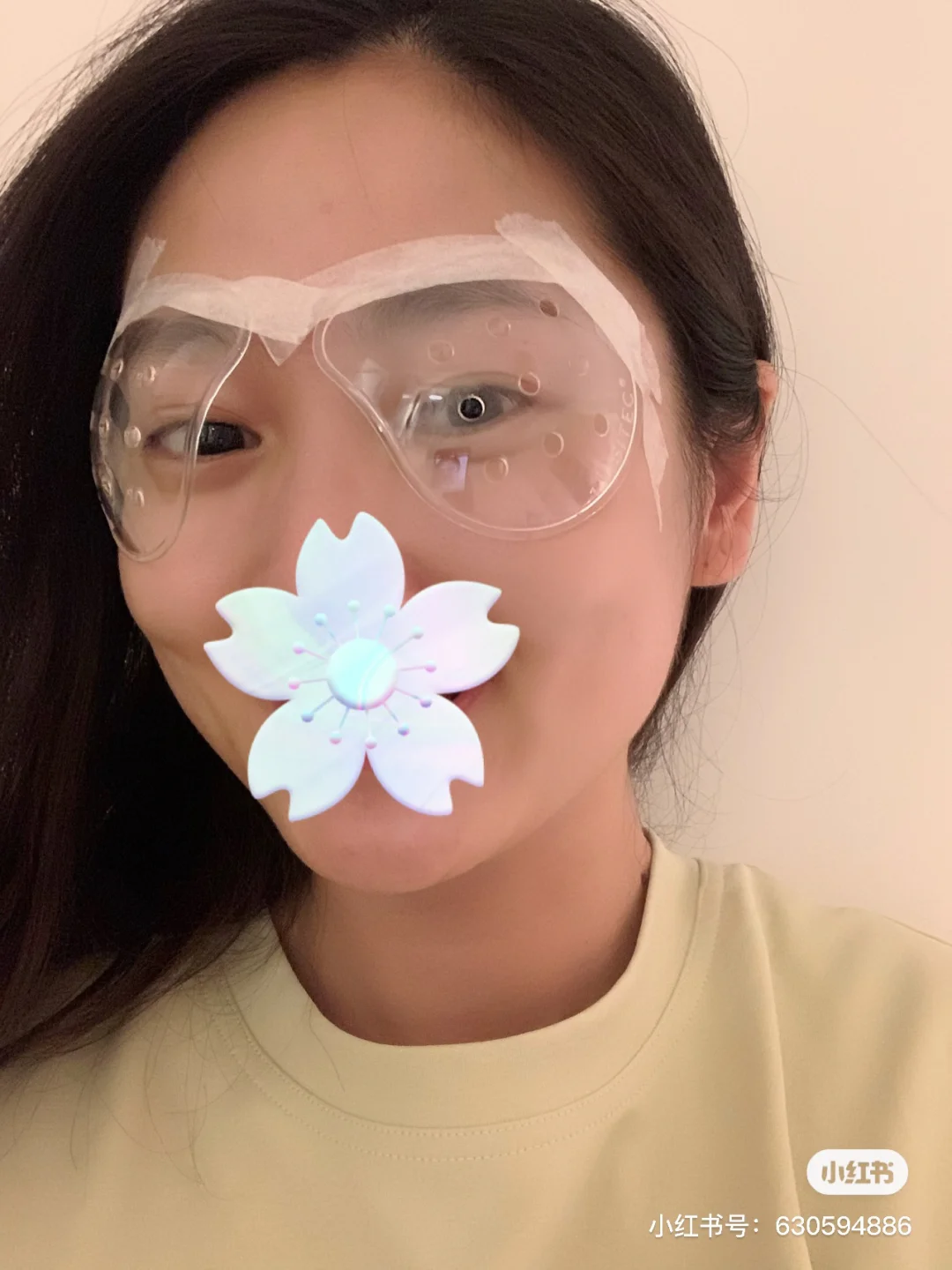 近视玩手机会加深吗_近视的人玩手机_高度近视男玩手机游戏女生