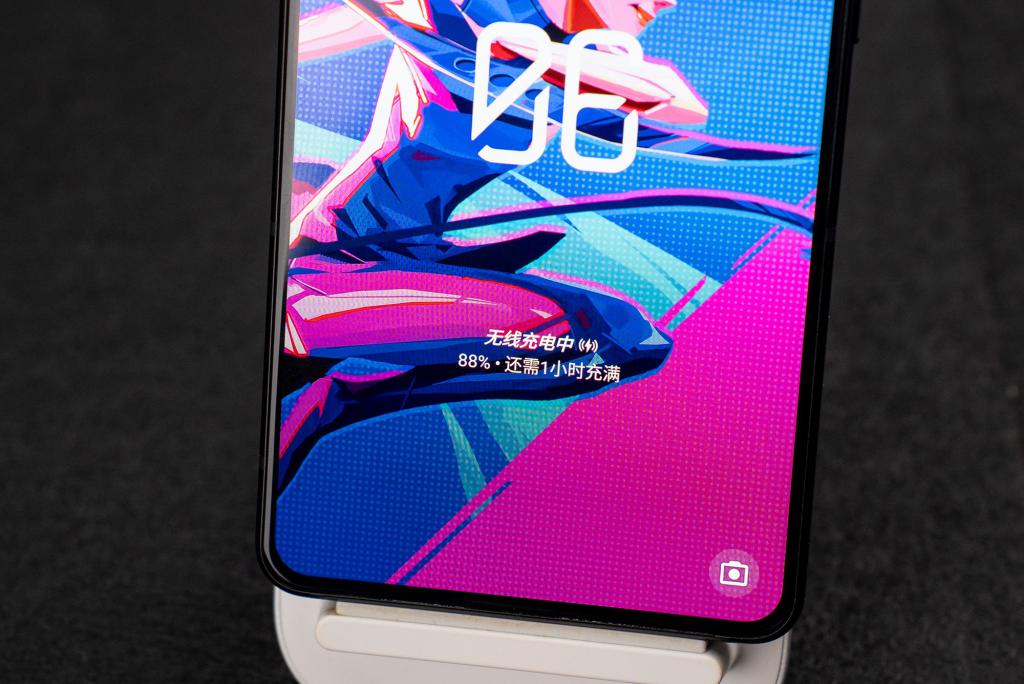 rog游戏手机小白评测_rog游戏手机值得入手吗_rog手机评测视频