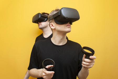 玩手机游戏买哪款手机_买手机玩游戏哪个好_从来不玩游戏选什么手机