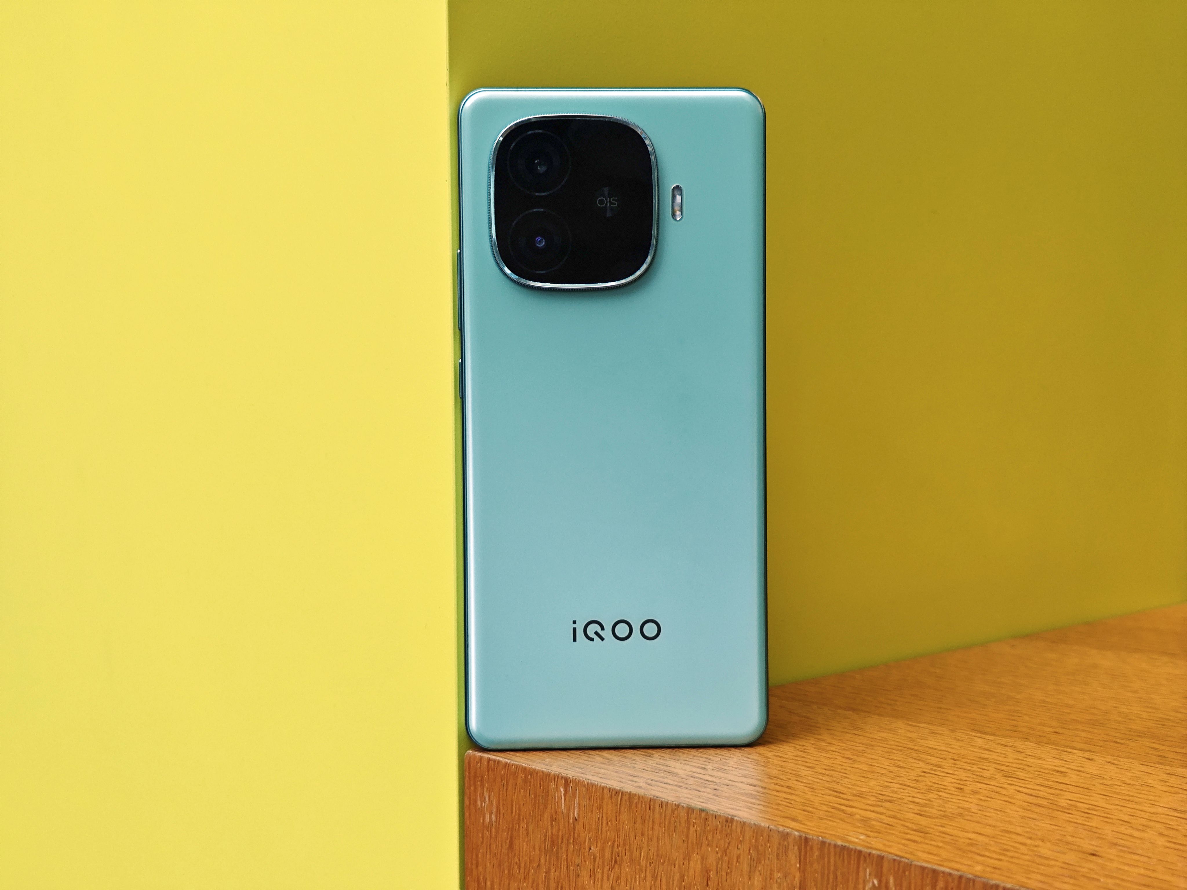 iqoo手机游戏怎么样_iqoo游戏手机系列_iqoo游戏手机推荐