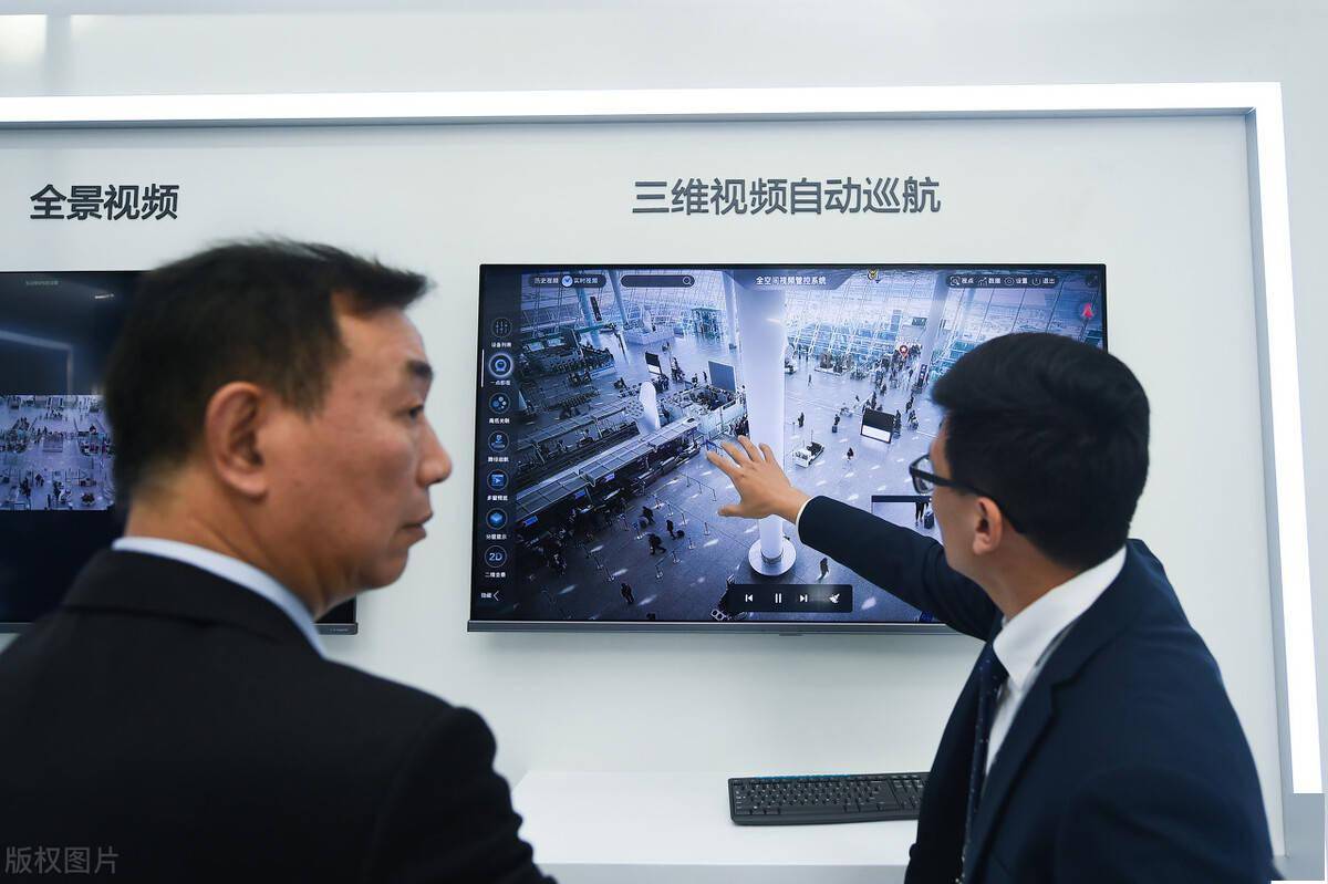 公务员 手机游戏_公务员玩游戏_公务员打游戏赚钱
