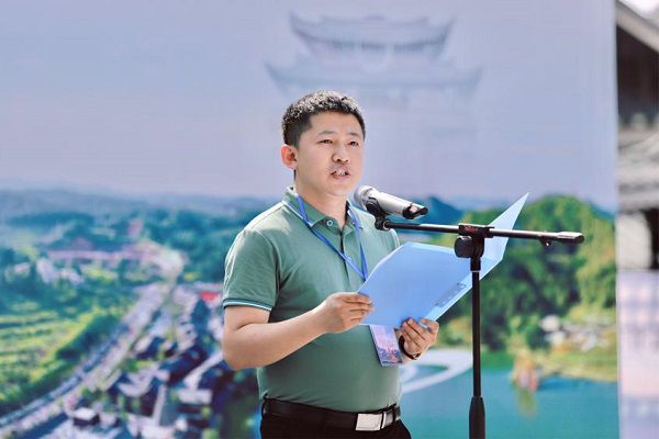 办公室小野怎么不更新了_办公室小野解说手机游戏_小野办公室怎么了