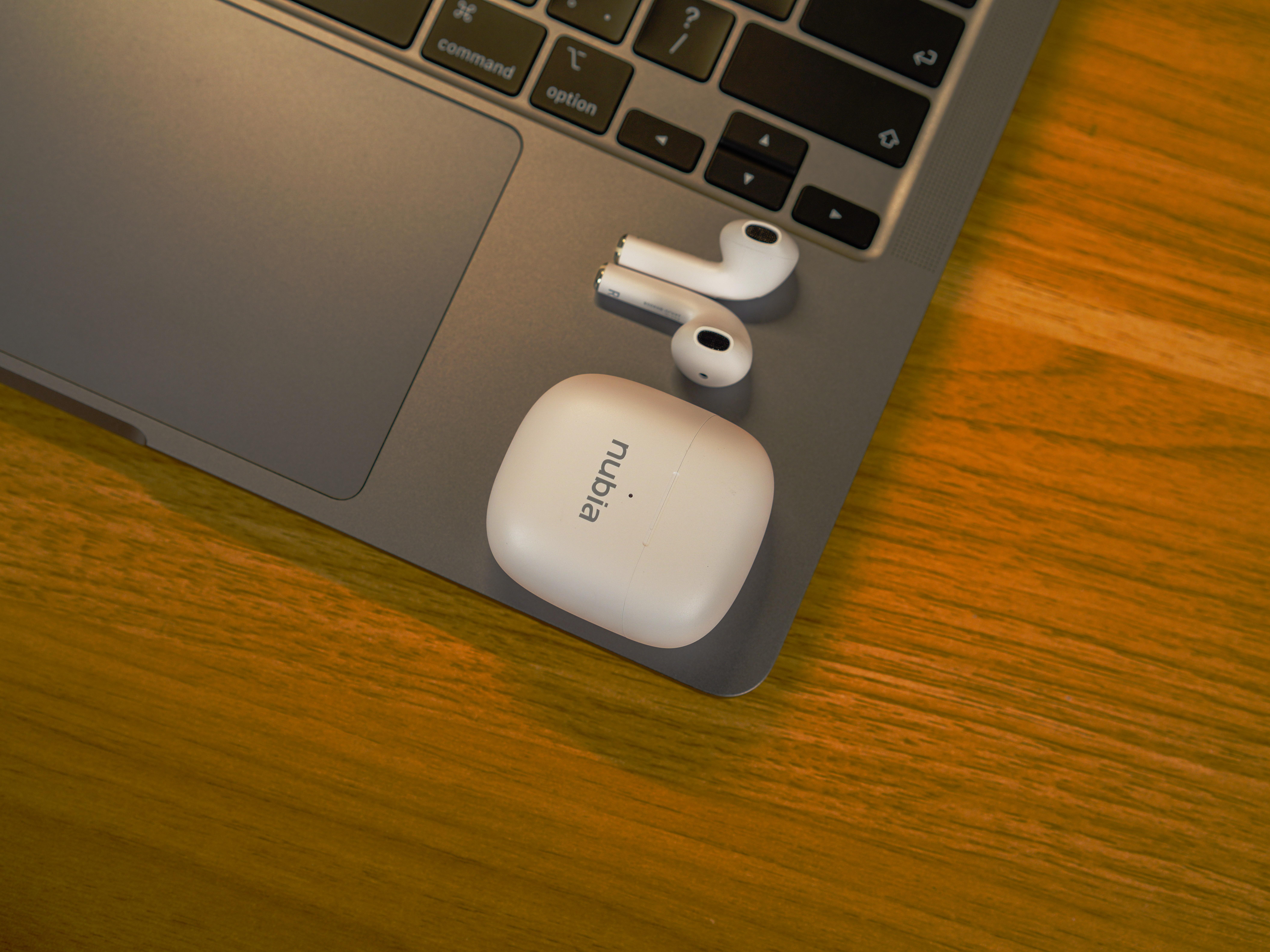 触屏手机游戏耳机_手机打游戏耳机太碍手_游戏耳机手机版