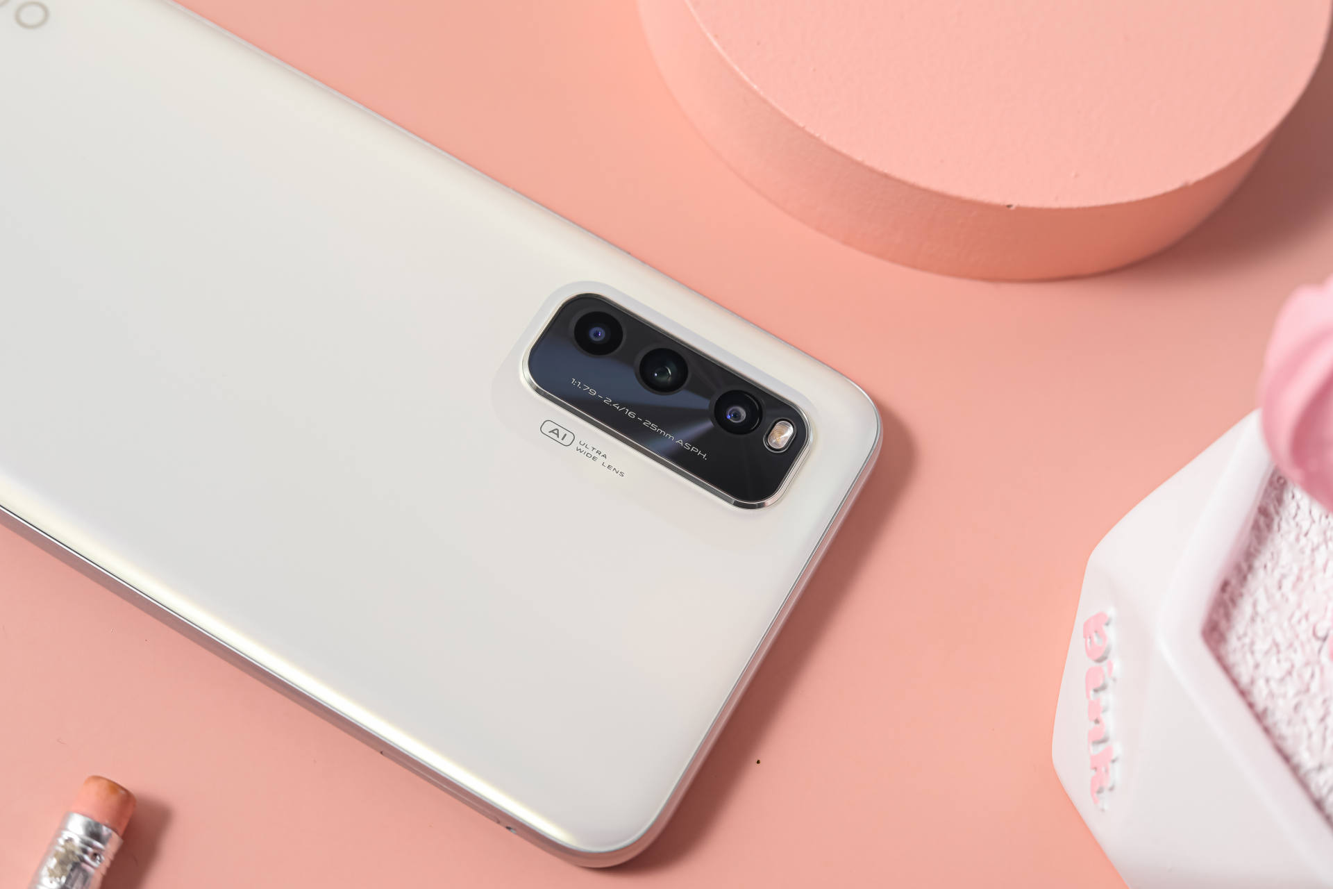 省电的手机游戏_打游戏什么手机好用又省电_打游戏省电的手机