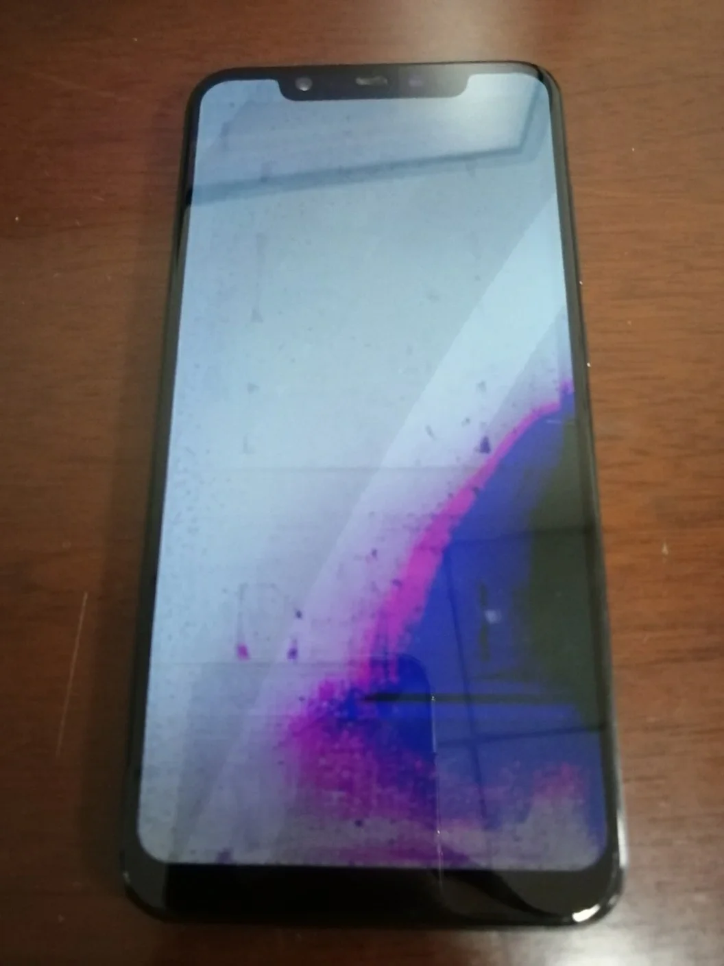 碎屏幕打外手机游戏会卡吗_打游戏手机外屏幕碎了_碎屏幕打外手机游戏会怎么样