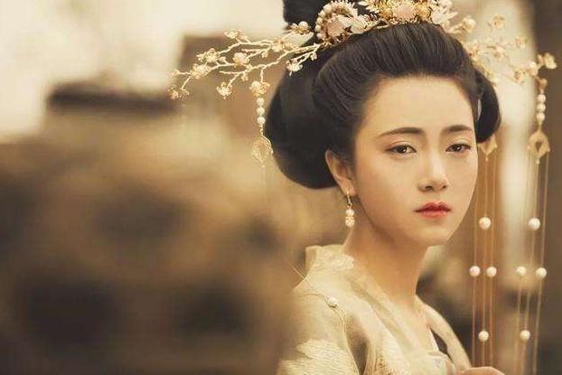 红颜如霜是什么意思_红颜如霜歌词_红颜如霜