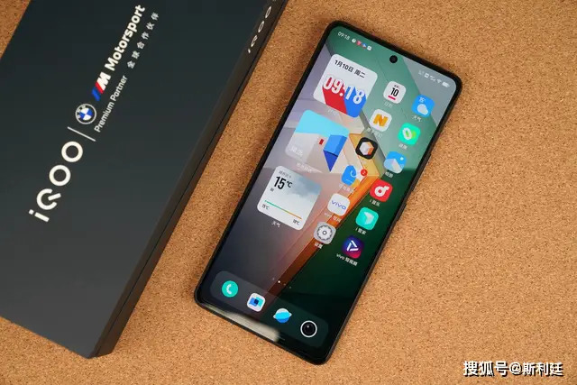 不玩游戏能买电竞屏吗手机_电竞打游戏专用手机_电竞屏玩什么游戏有优势