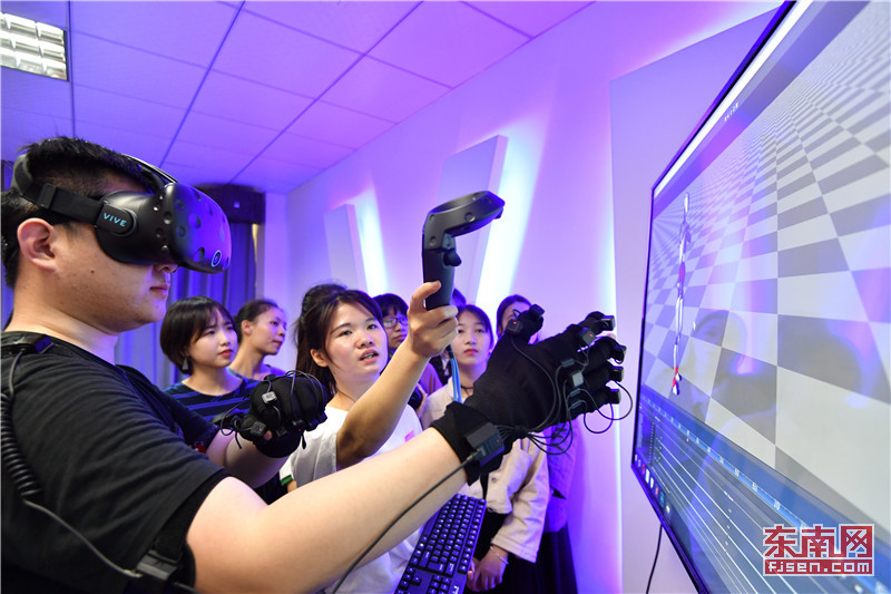 AR手机游戏运动类_运动类vr游戏_运动vr游戏