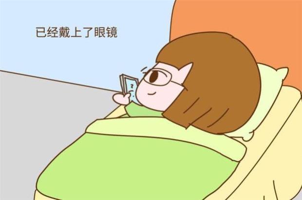 儿子玩手机游戏怎么教育_教育孩子玩手机_玩儿子教育手机游戏违法吗