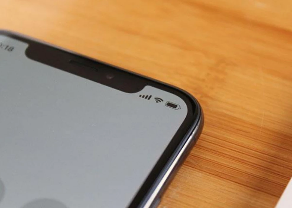 打游戏手机屏幕黑一下_游戏黑屏是什么原因手机_手机打游戏屏幕黑屏