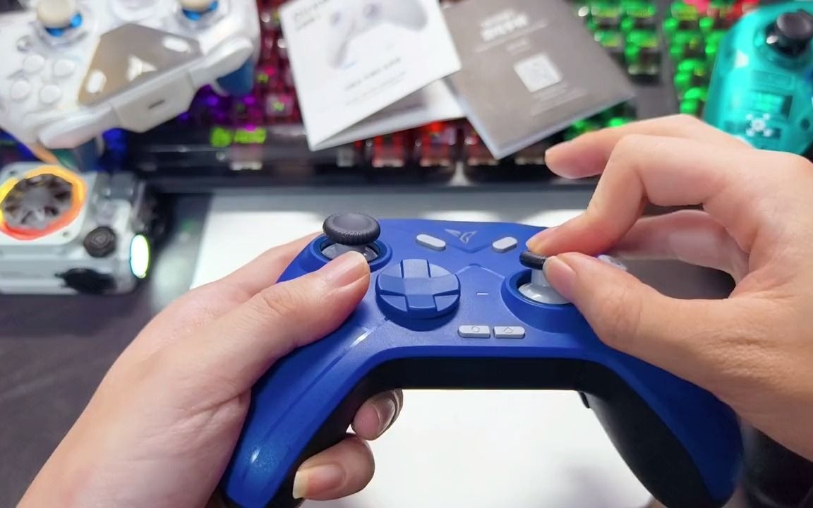 电视游戏 手机手柄_手柄电视手机游戏能玩吗_用手柄玩的电视游戏