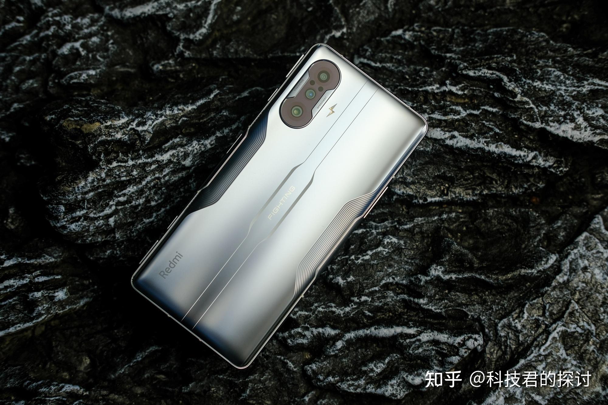 玩手机的游戏_对手机屏幕吹气的游戏_吹不倒游戏手机