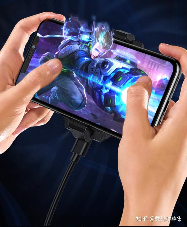 手握手机的姿势_打游戏手握手机姿势图_握手机姿势怎么好看