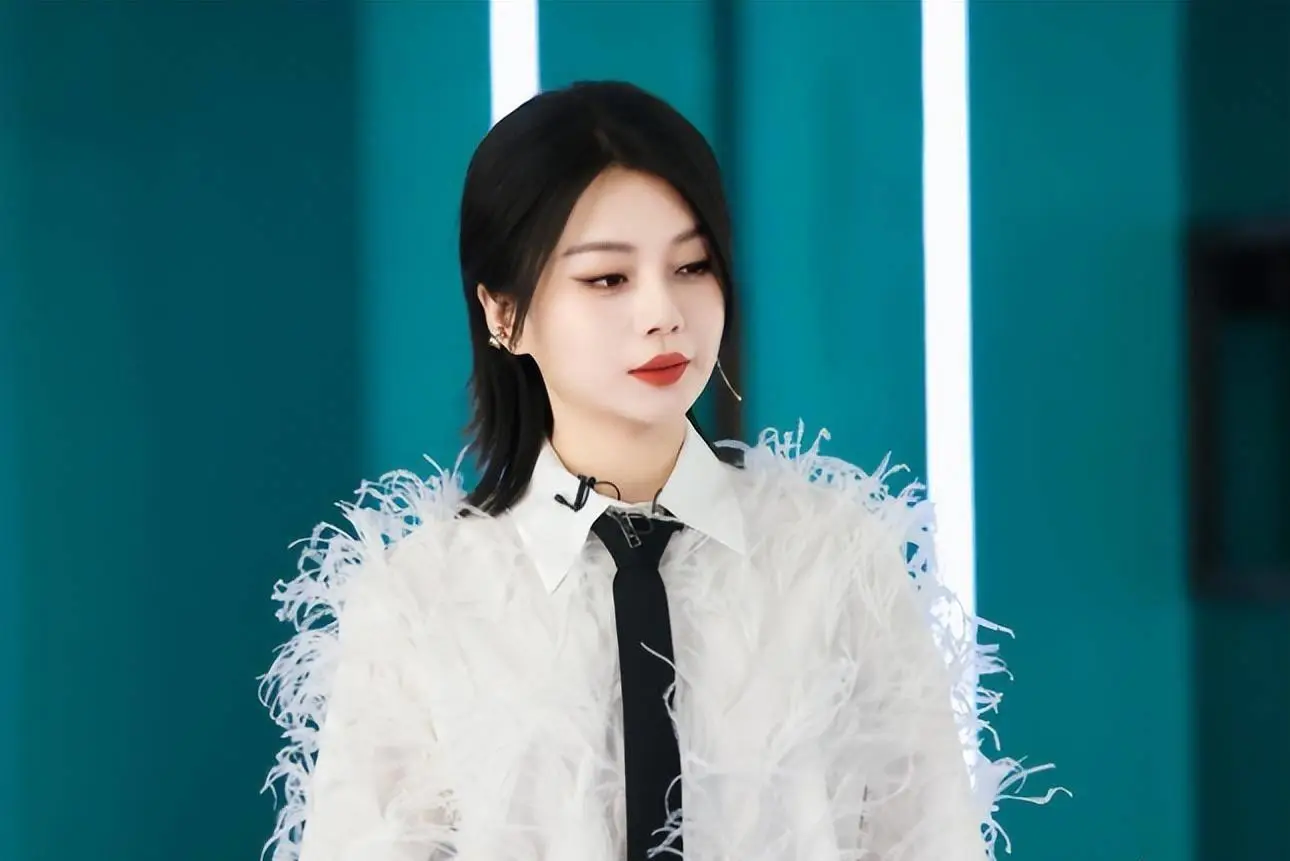 沉迷手机游戏有什么坏处_沉迷手机游戏_YAMY沉迷游戏手机测评