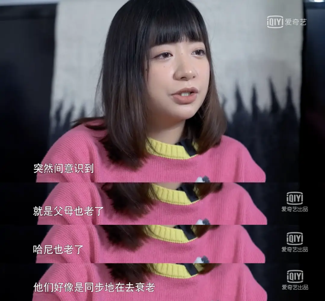 沉迷父母打手机游戏正常吗_父母沉迷手机打游戏_沉迷父母打手机游戏犯法吗