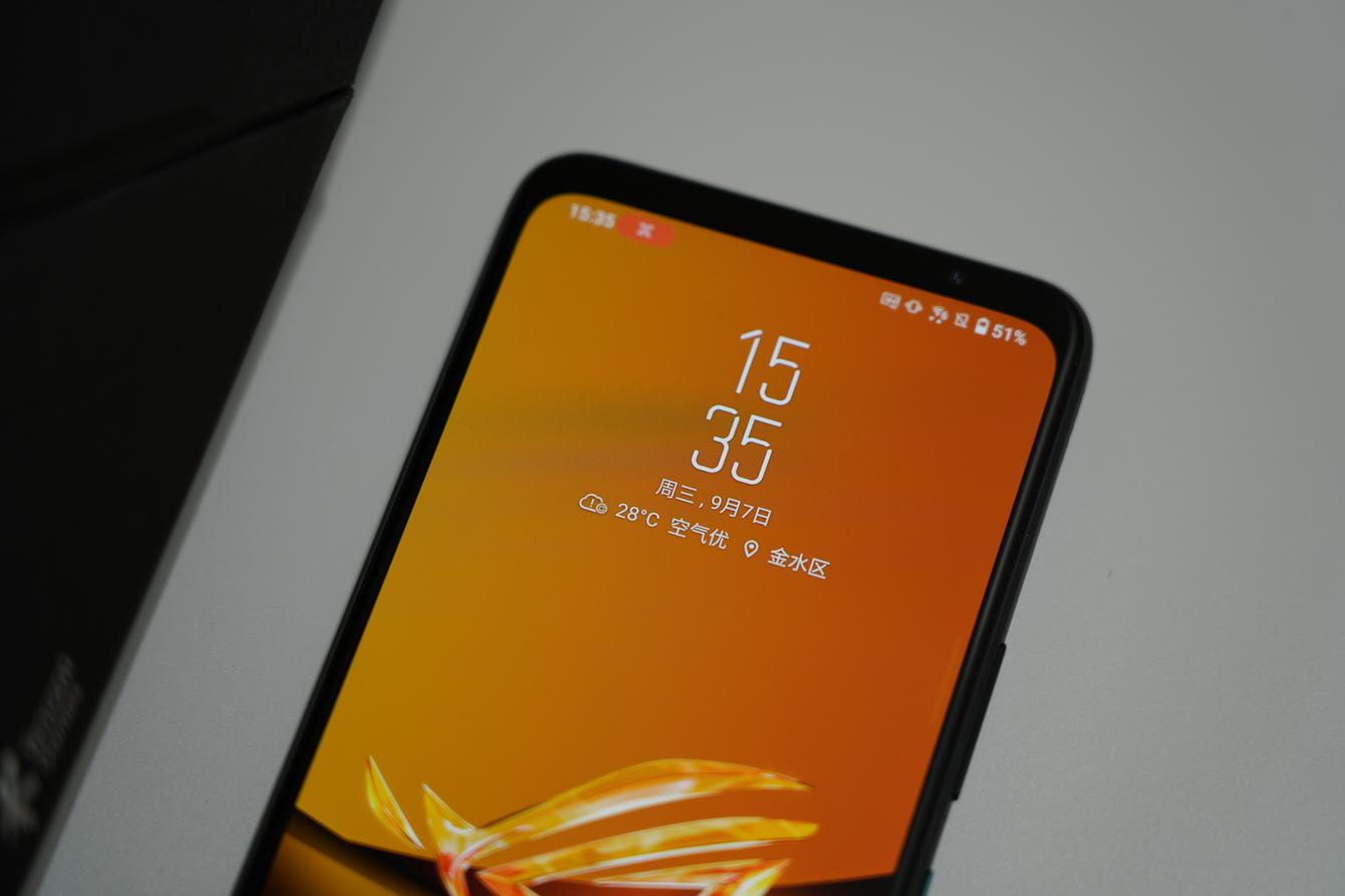 rog 游戏手机2问题_rog手机玩游戏_rog游戏手机为什么那么贵