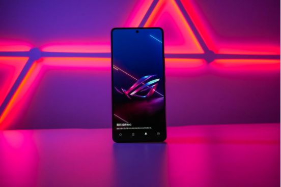 rog游戏手机3游戏精灵_rog游戏精灵怎么打不开_rog游戏手机5游戏精灵