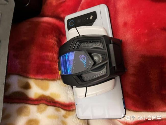 650左右二手游戏手机_二手游戏手机性价比_600左右的二手手机打游戏