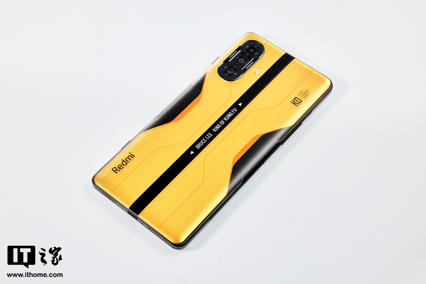 3000块打游戏手机推荐_推荐打手机游戏3000左右_推荐打手机游戏3000元左右