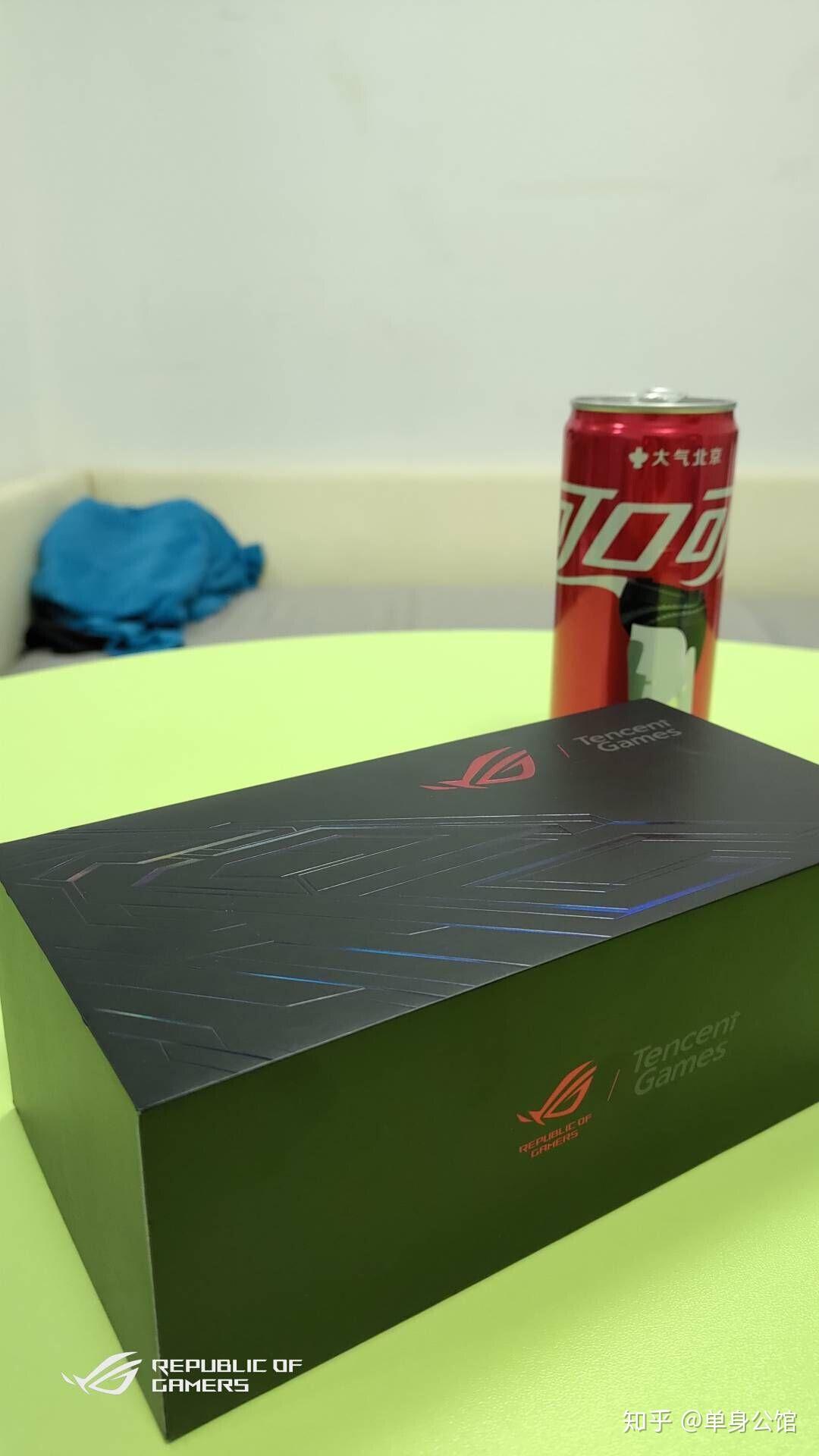 游戏logo是什么_rog游戏手机2背后标志_游戏手机logo