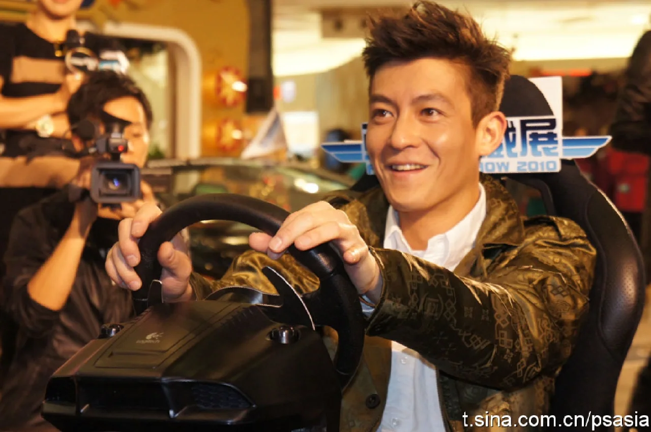 陈冠希手机游戏_陈冠希手机游戏_陈冠希手机游戏