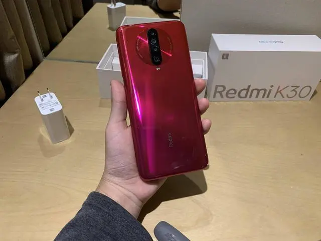打游戏时手机卡顿几秒钟_打游戏手机太卡_秒钟卡顿打手机游戏时不卡
