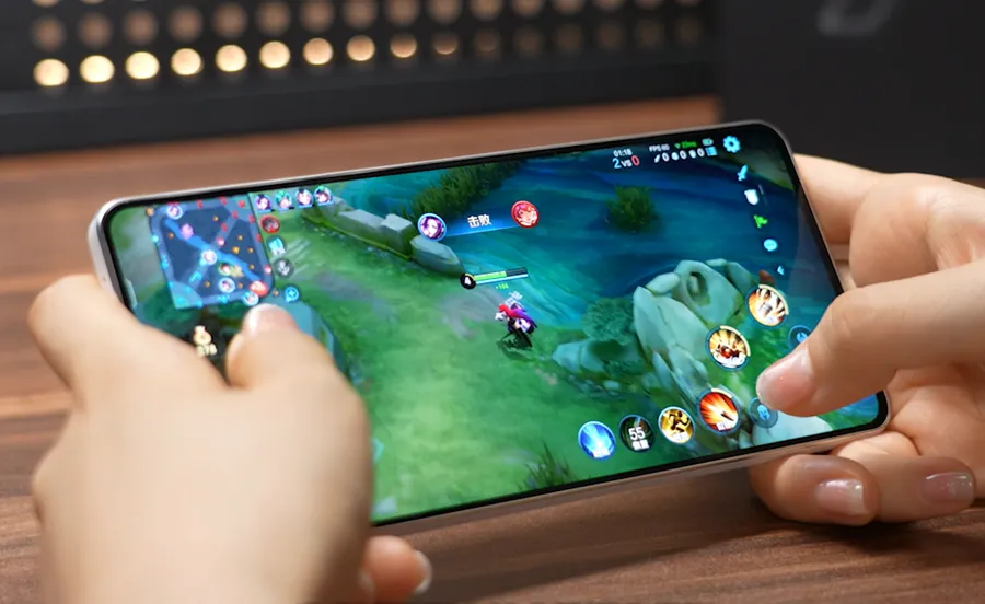 手机游戏像红警差不多有吗_iqoo不像游戏手机的游戏手机_手机游戏像素风