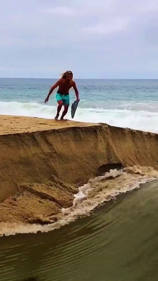 冲浪图片唯美_冲浪图片真实_边冲浪边玩手机游戏图片