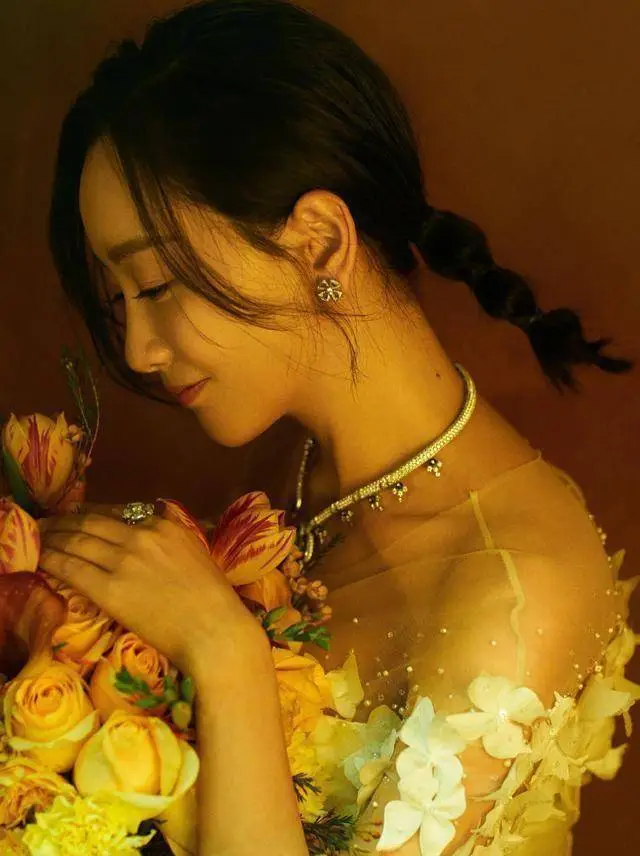 梨花实指_足立梨花_足立梨花体重