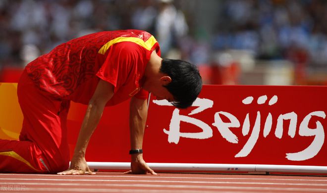 节日是什么意思_节日是为了提醒我们爱与被爱_8.8是什么节日