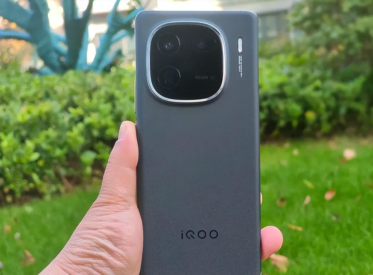 iqoo平价游戏手机_iq手机哪款打游戏好_iqoo那个玩游戏最好