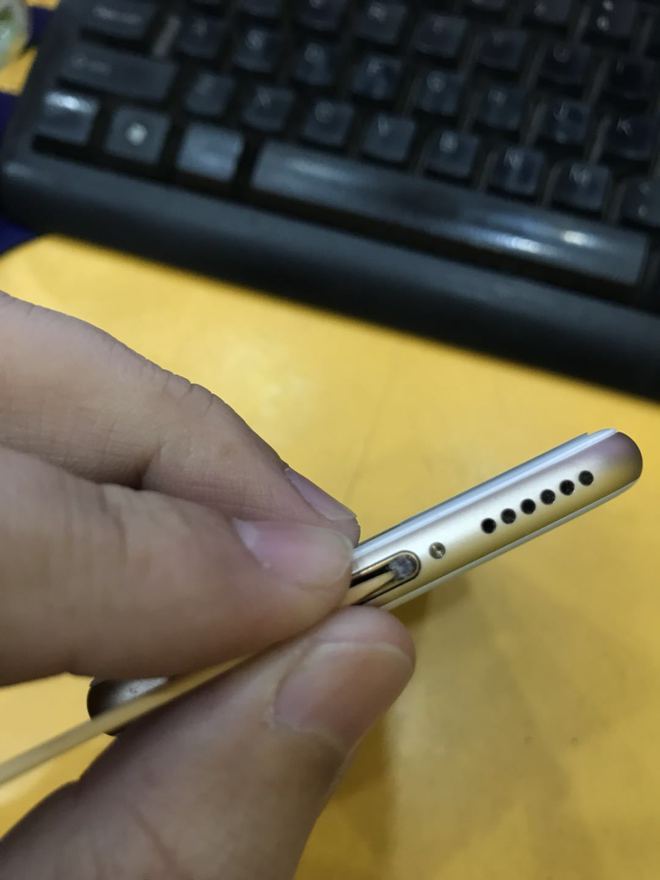 充电口插不稳怎么办_mate7换充电尾插小板_充电宝充电口坏了怎么修理